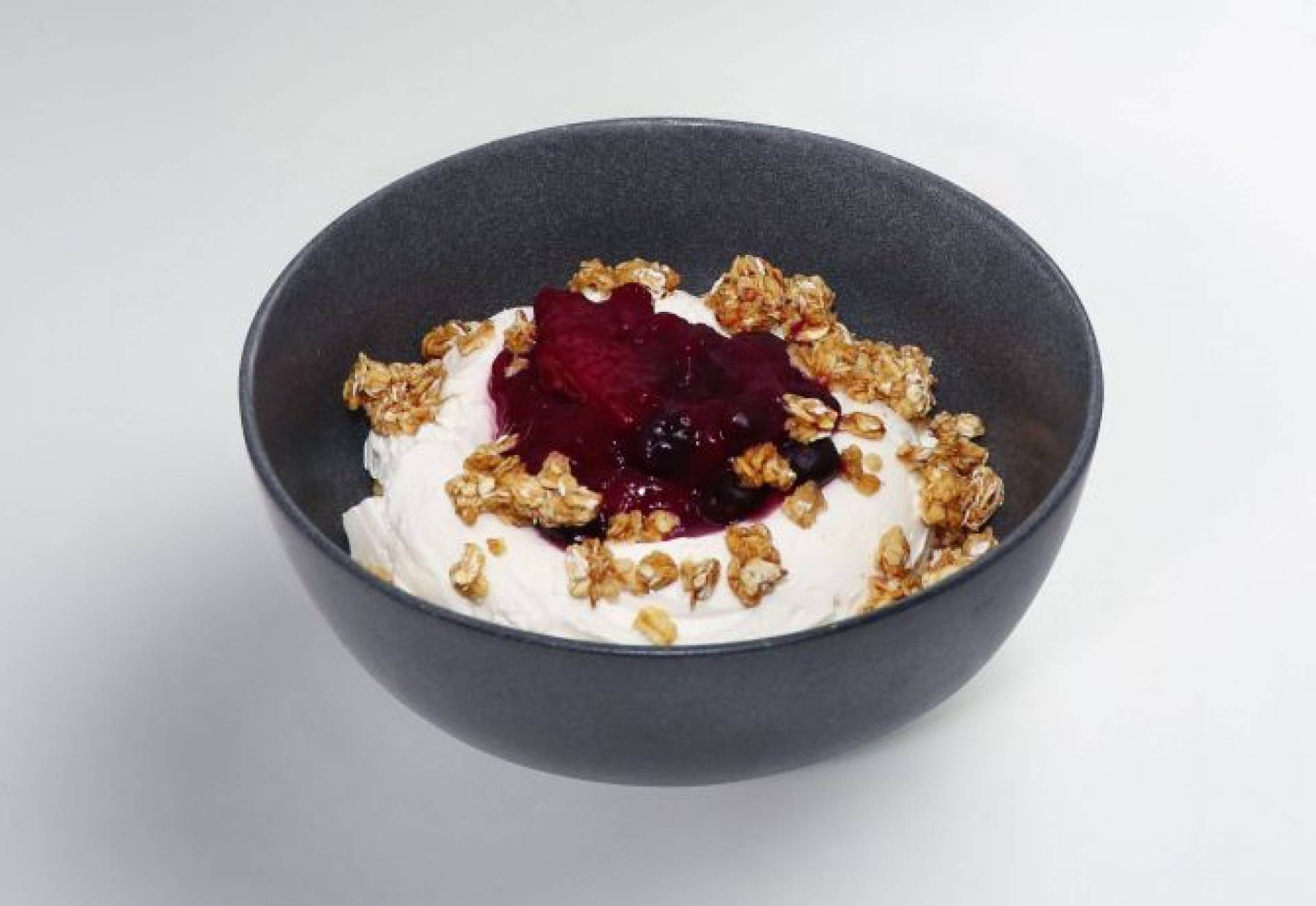 Mixed Berries Yogurt Parfait