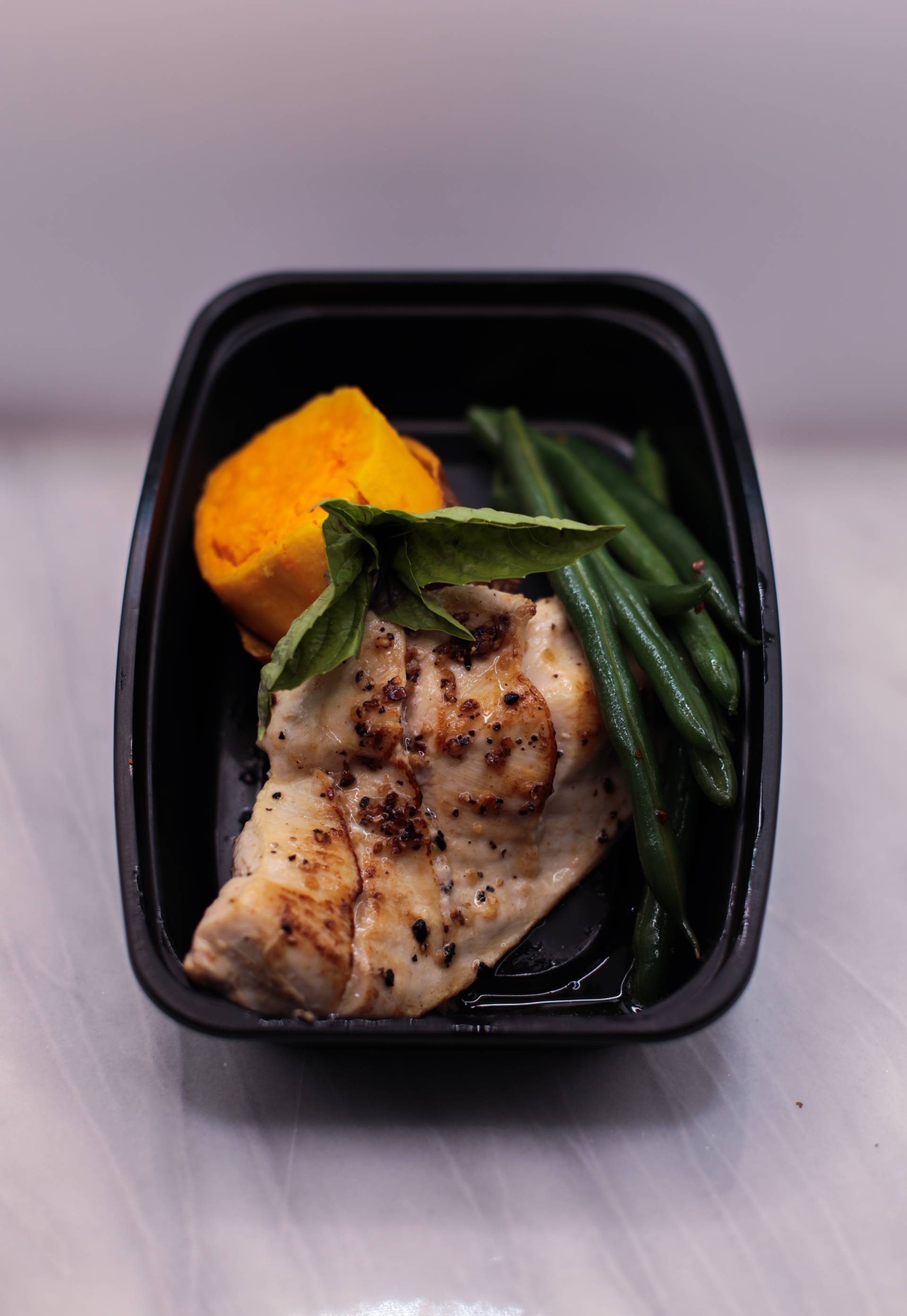 Grilled Natural Chicken With Sweet Potato & Green Beans